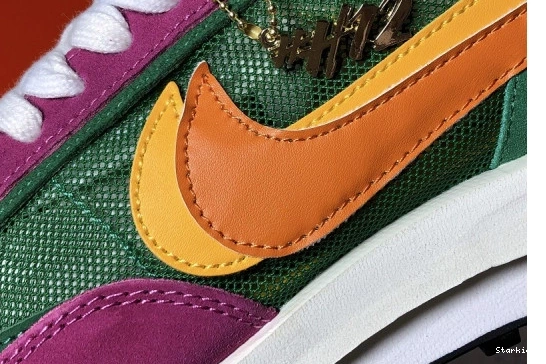 Green  LD Sacai BV0073-301 Waffle Nike Pine 1104